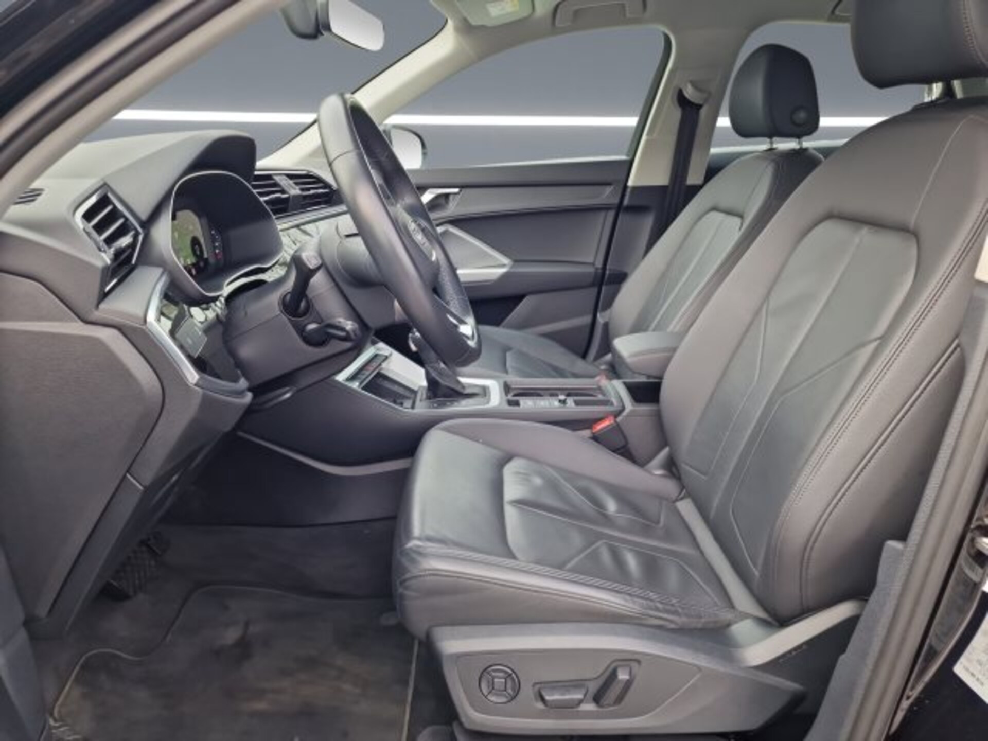 Audi Q3 Sportback S line