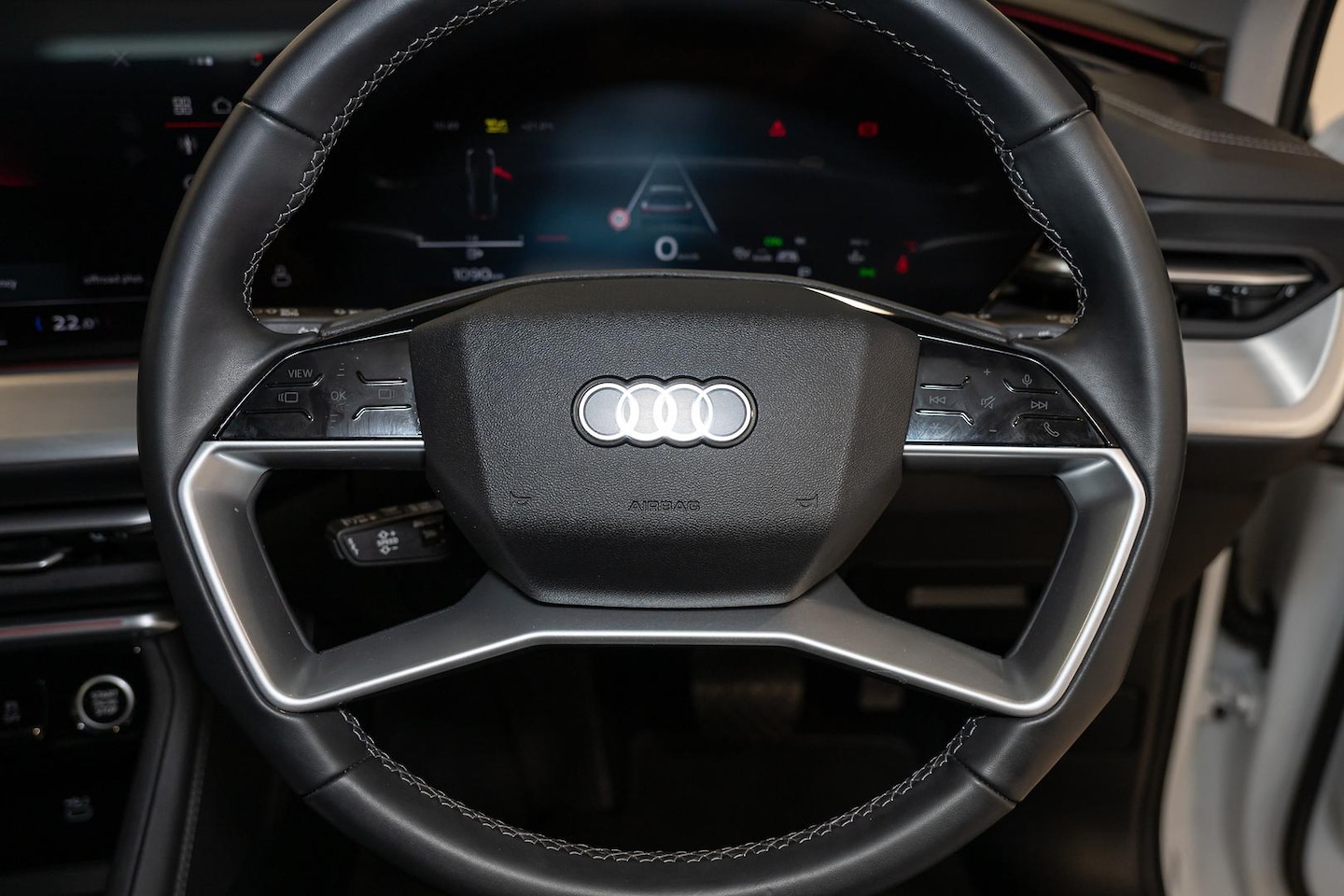 Image about Audi Q5 SUV TDI quattro 150 kW