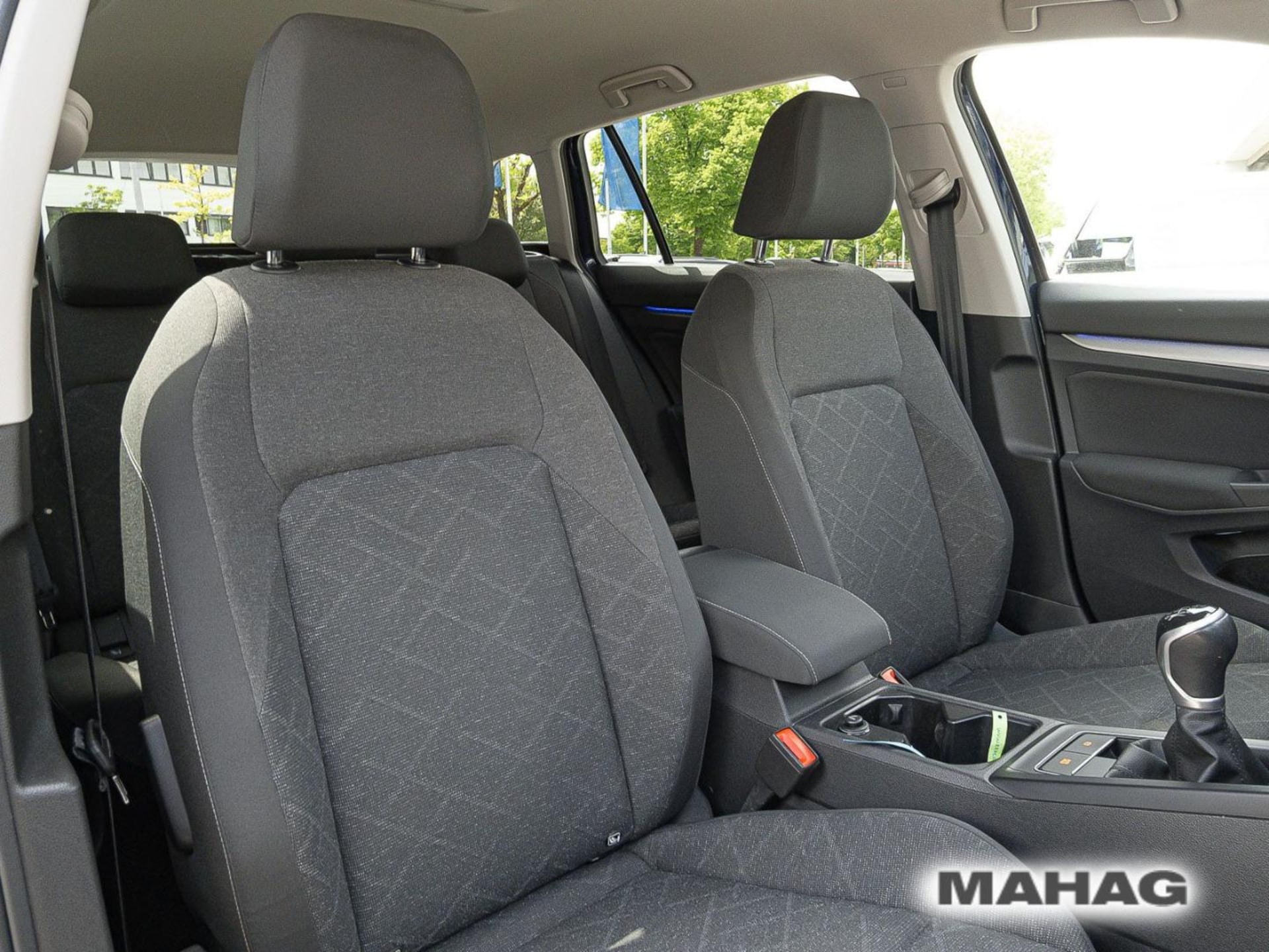 Volkswagen Golf Variant Life
