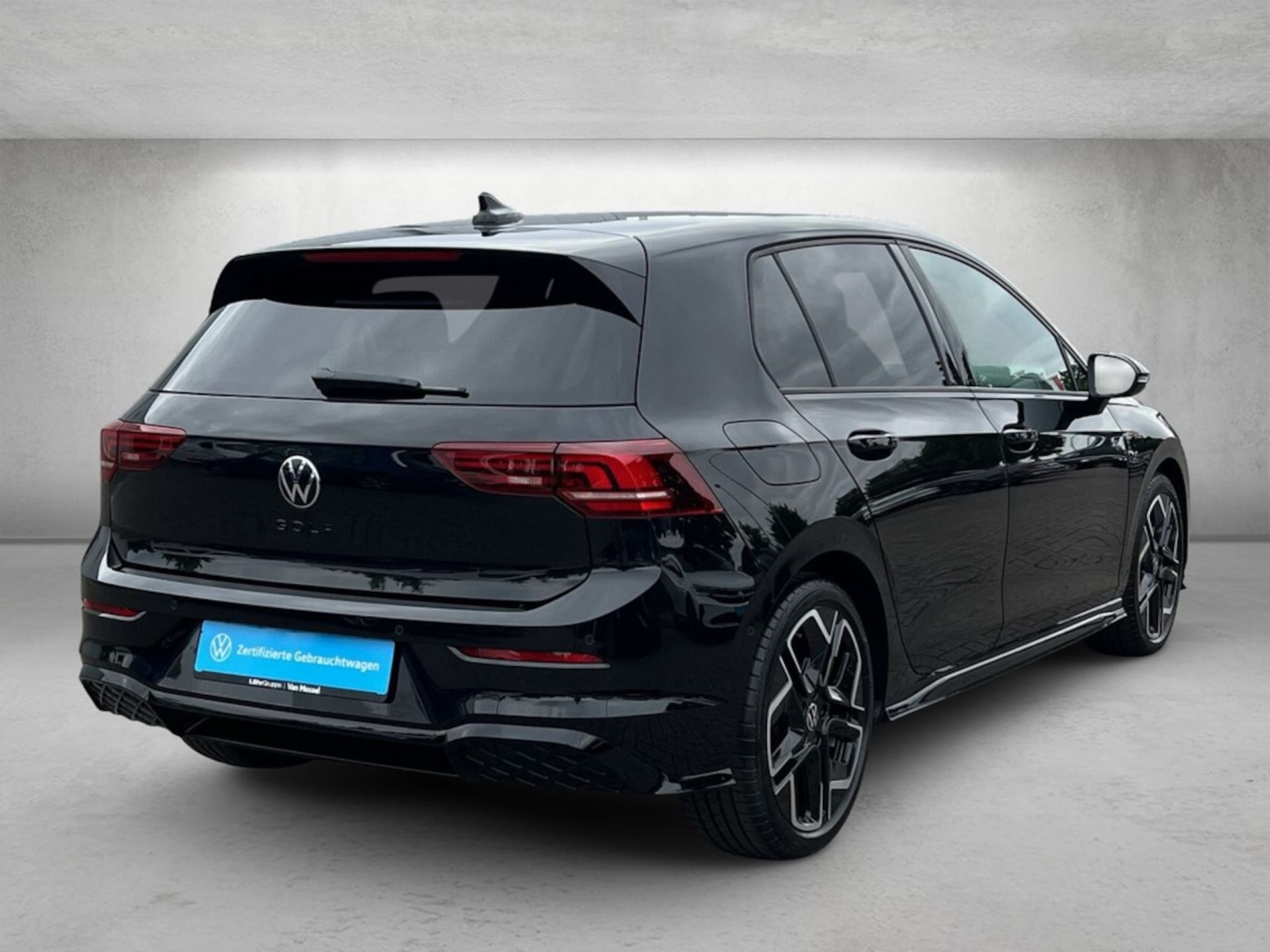 Volkswagen Golf R-Line