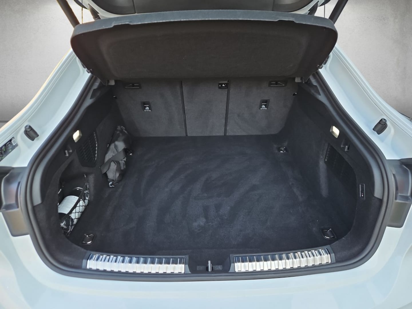 Bild über Audi S5 Limousine TFSI 270 kW S tronic - für weitere Informationen kontaktieren Sie den Audi Partner