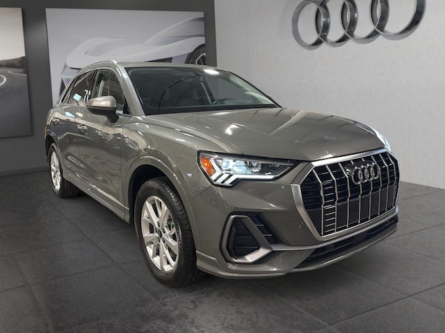 Image de {{modelName}} 2024 Audi Q3 SUV