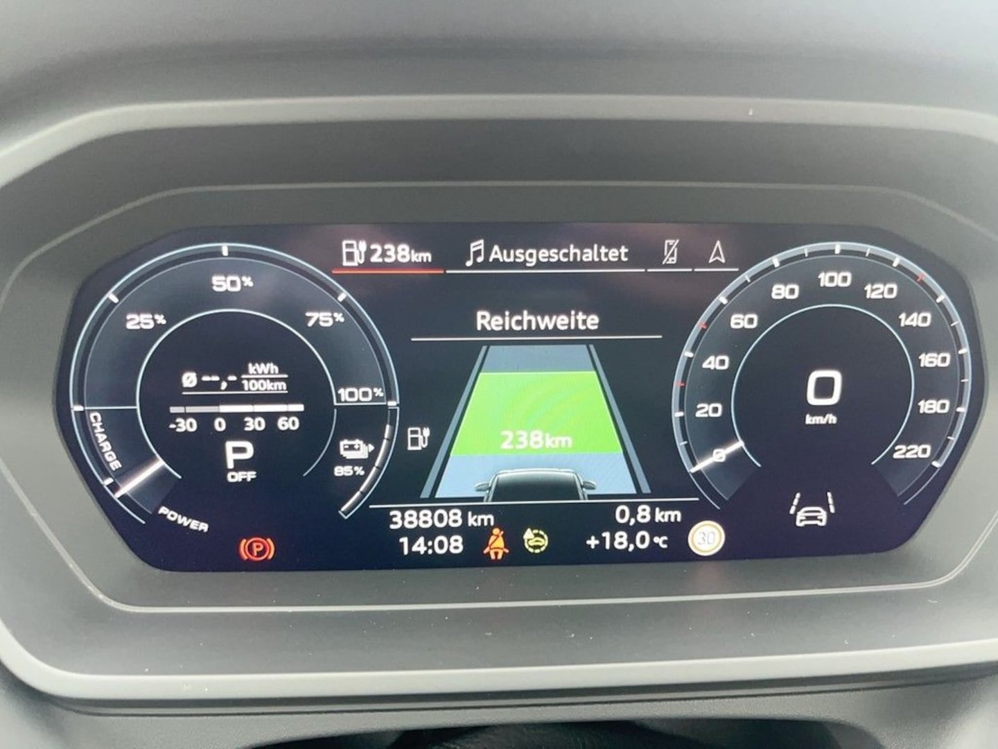 Bild über Audi Q4 Sportback e-tron 35 e-tron - für weitere Informationen kontaktieren Sie den Audi Partner