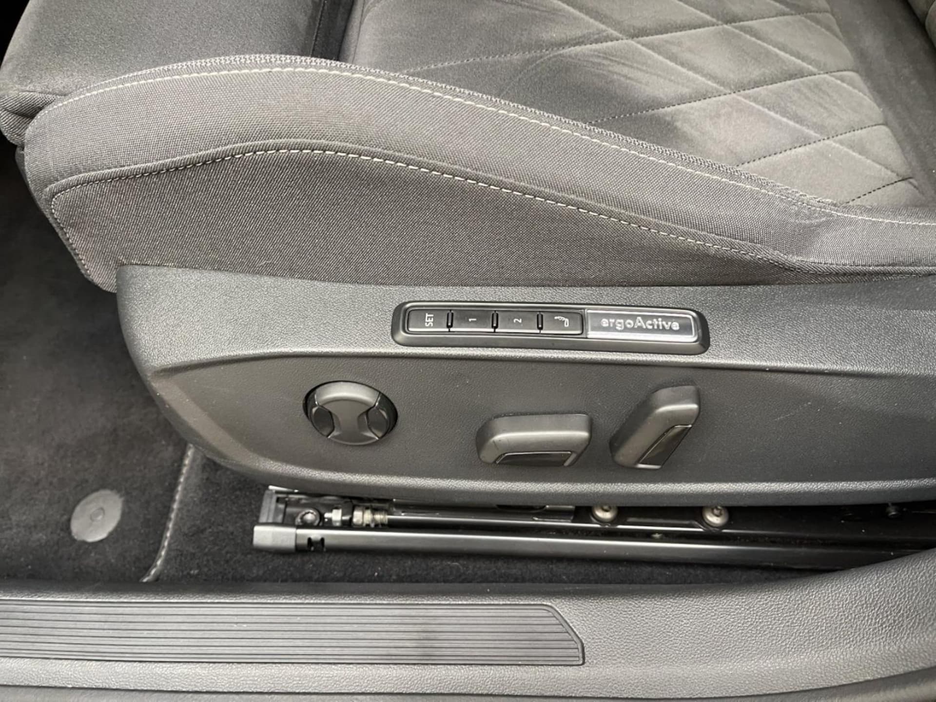 Volkswagen Golf Variant Style