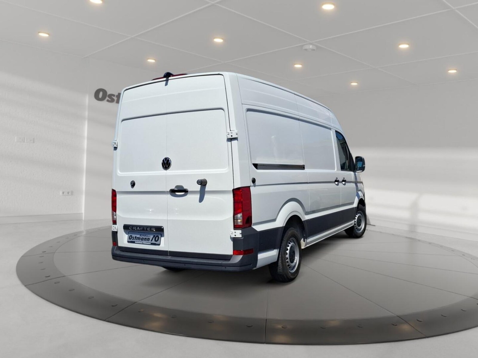 Volkswagen Crafter Kasten mittlerer Radstand – Bild 3