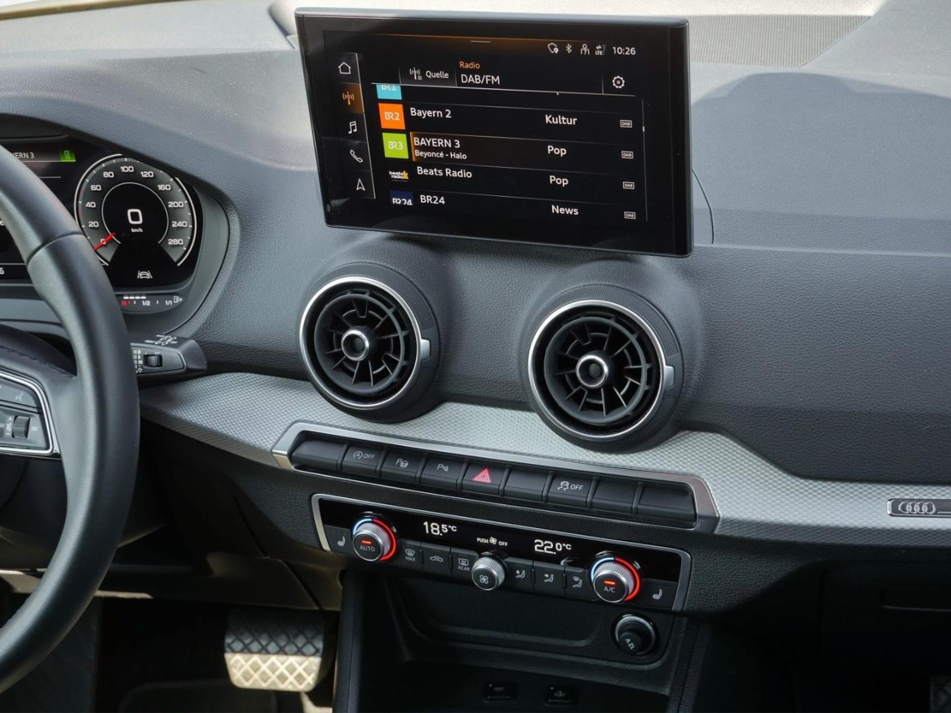 Audi Q2 S line