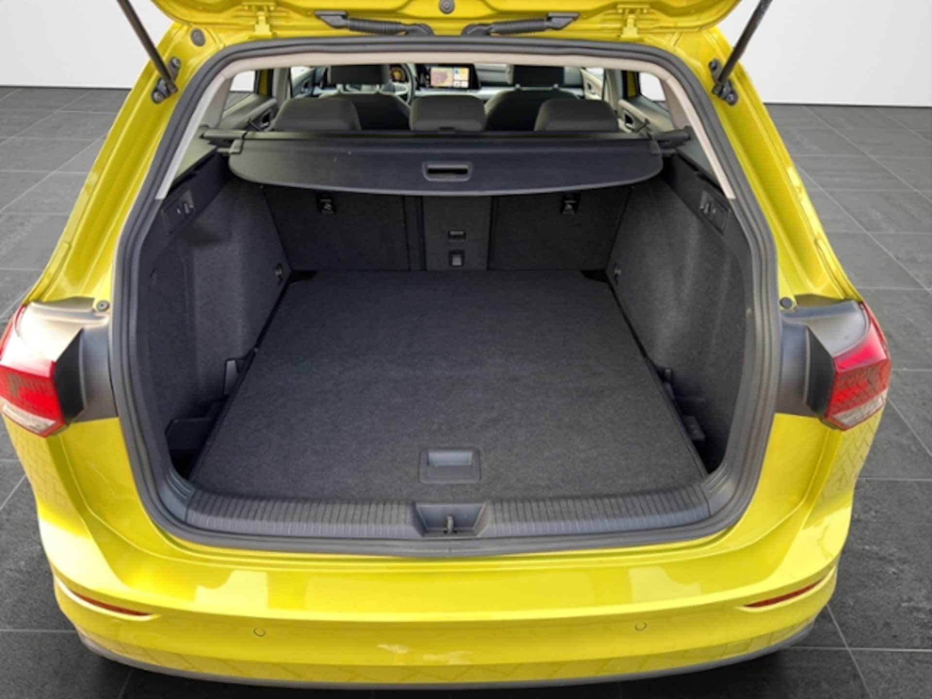 Volkswagen Golf Variant Life