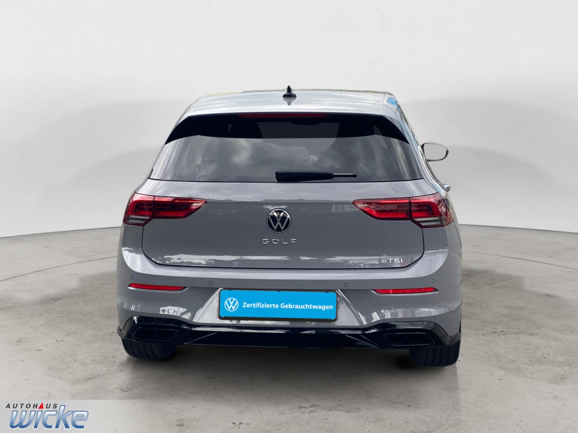 Volkswagen Golf R-Line