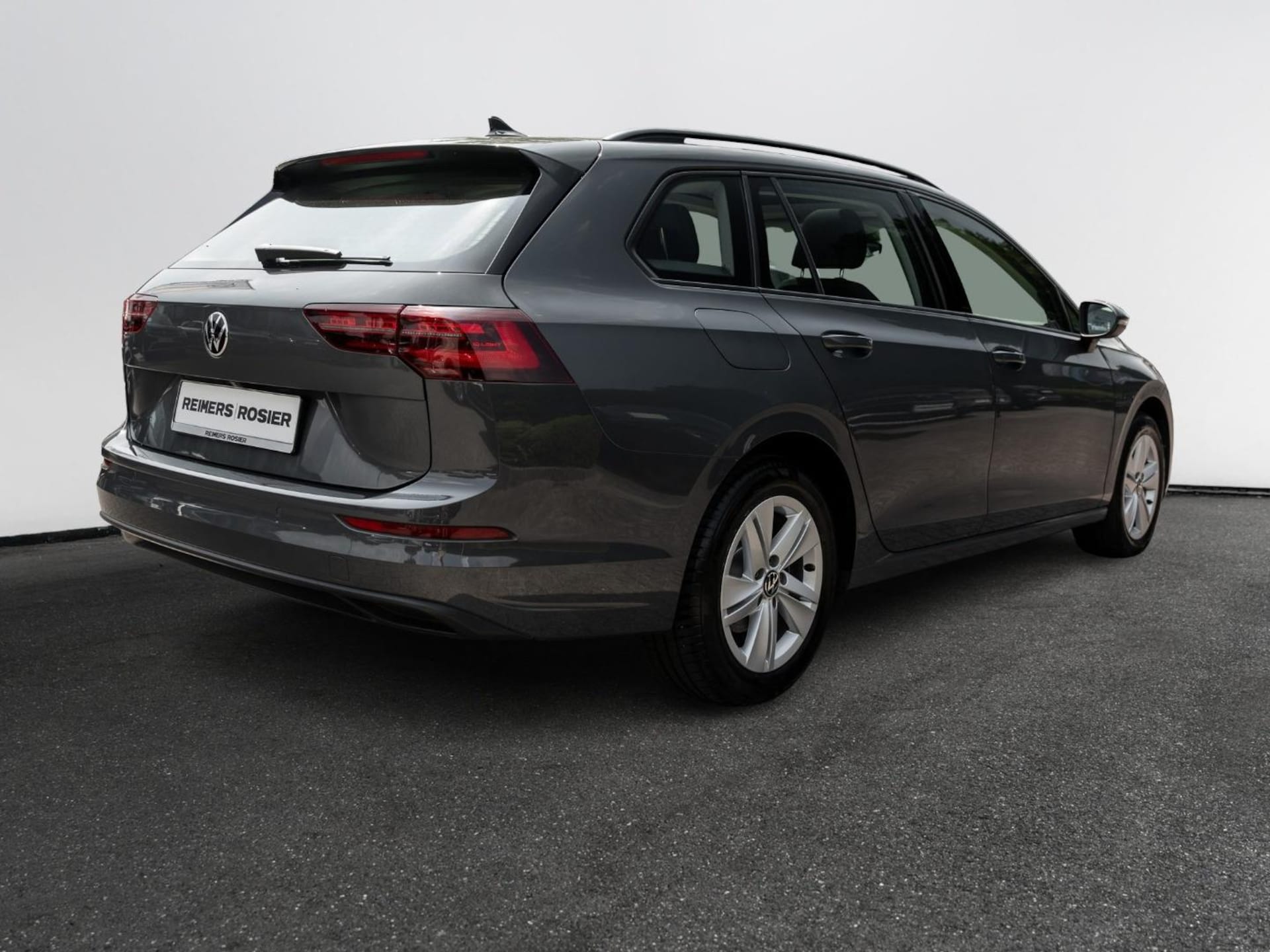 Volkswagen Golf Variant Life