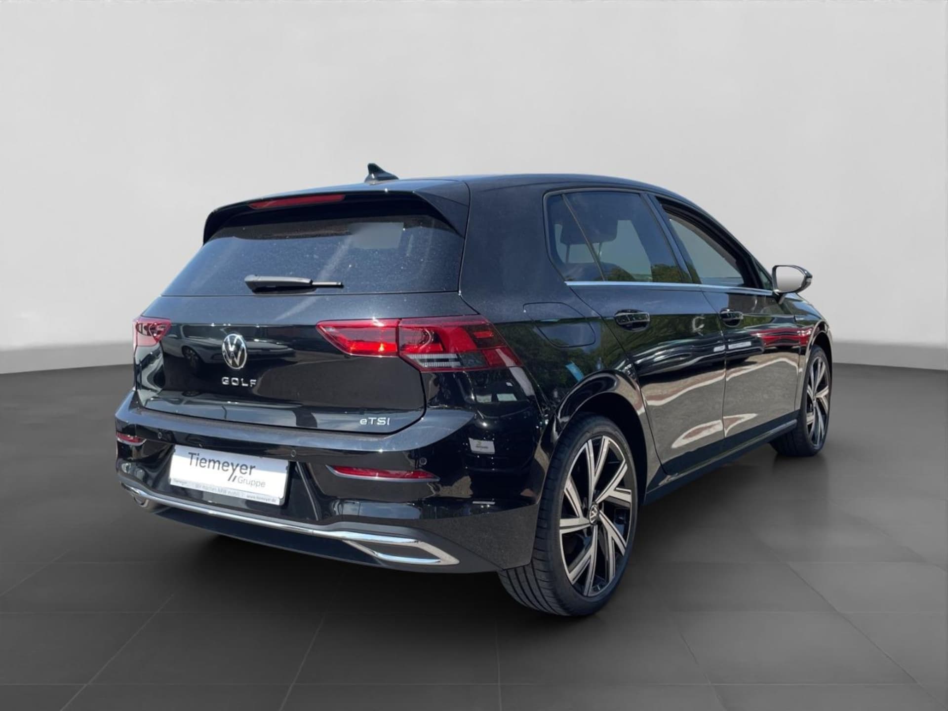 Volkswagen Golf Style