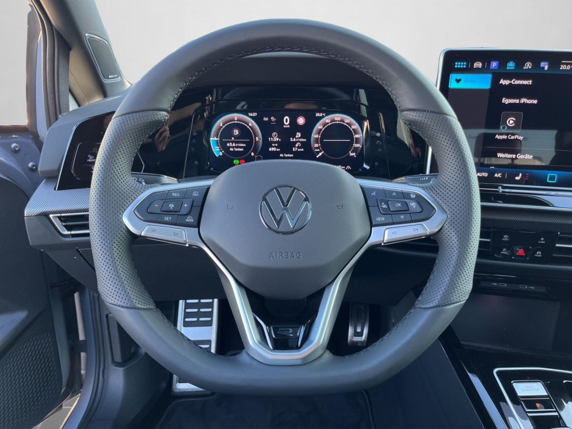 Volkswagen Golf R-Line