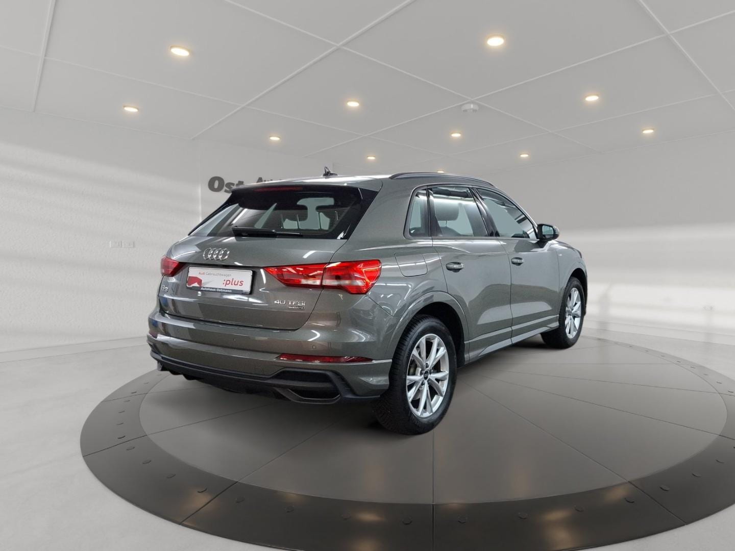 Bild über Audi Q3 TFSI quattro 140 kW S tronic - für weitere Informationen kontaktieren Sie den Audi Partner