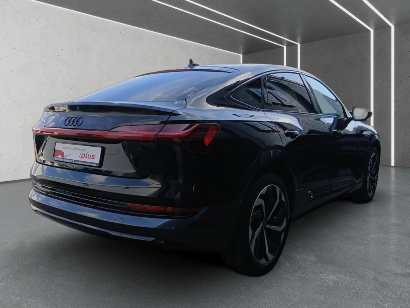 Bild über Audi e-tron Sportback advanced 55 quattro - für weitere Informationen kontaktieren Sie den Audi Partner