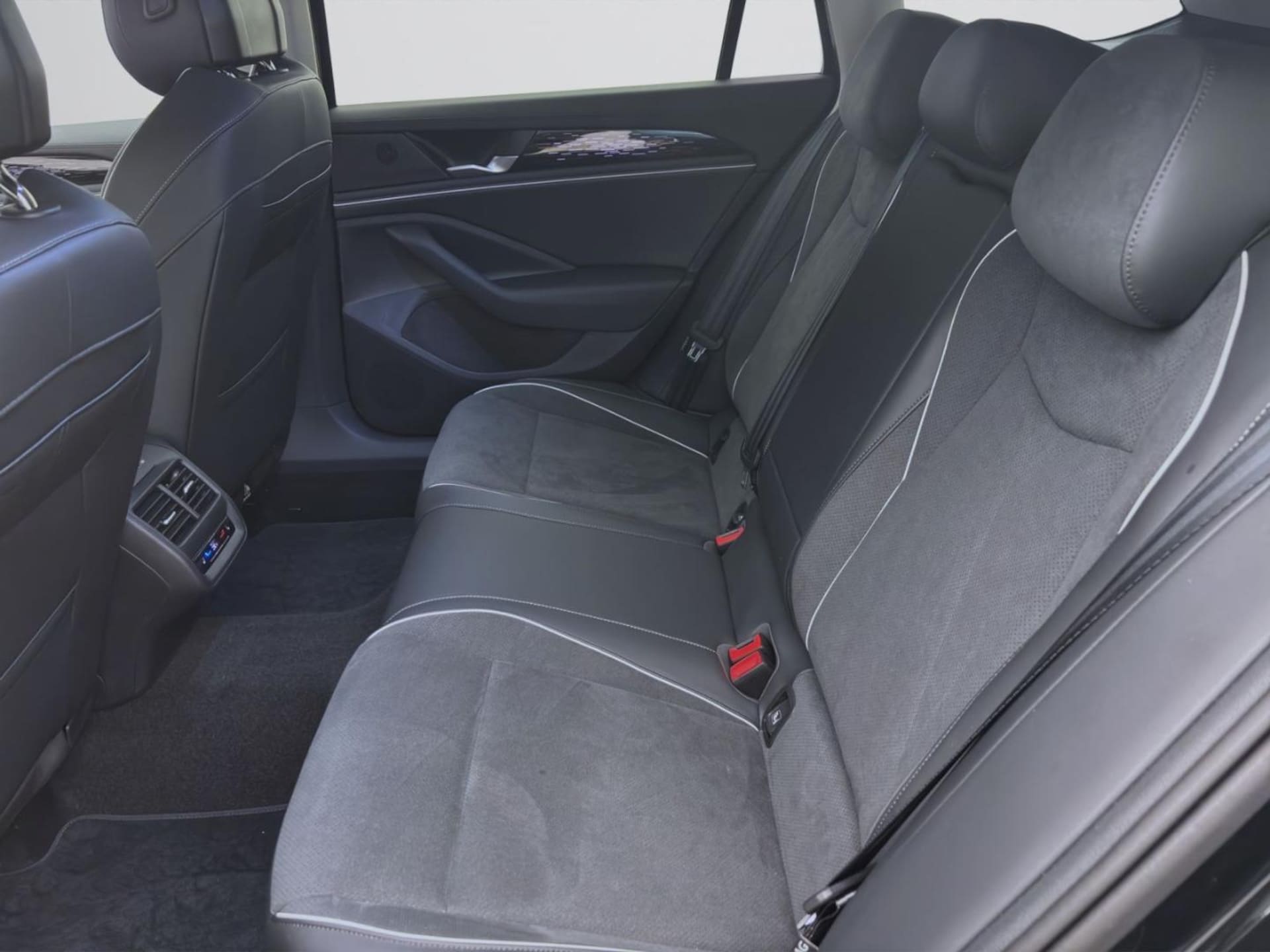 Volkswagen Passat Business