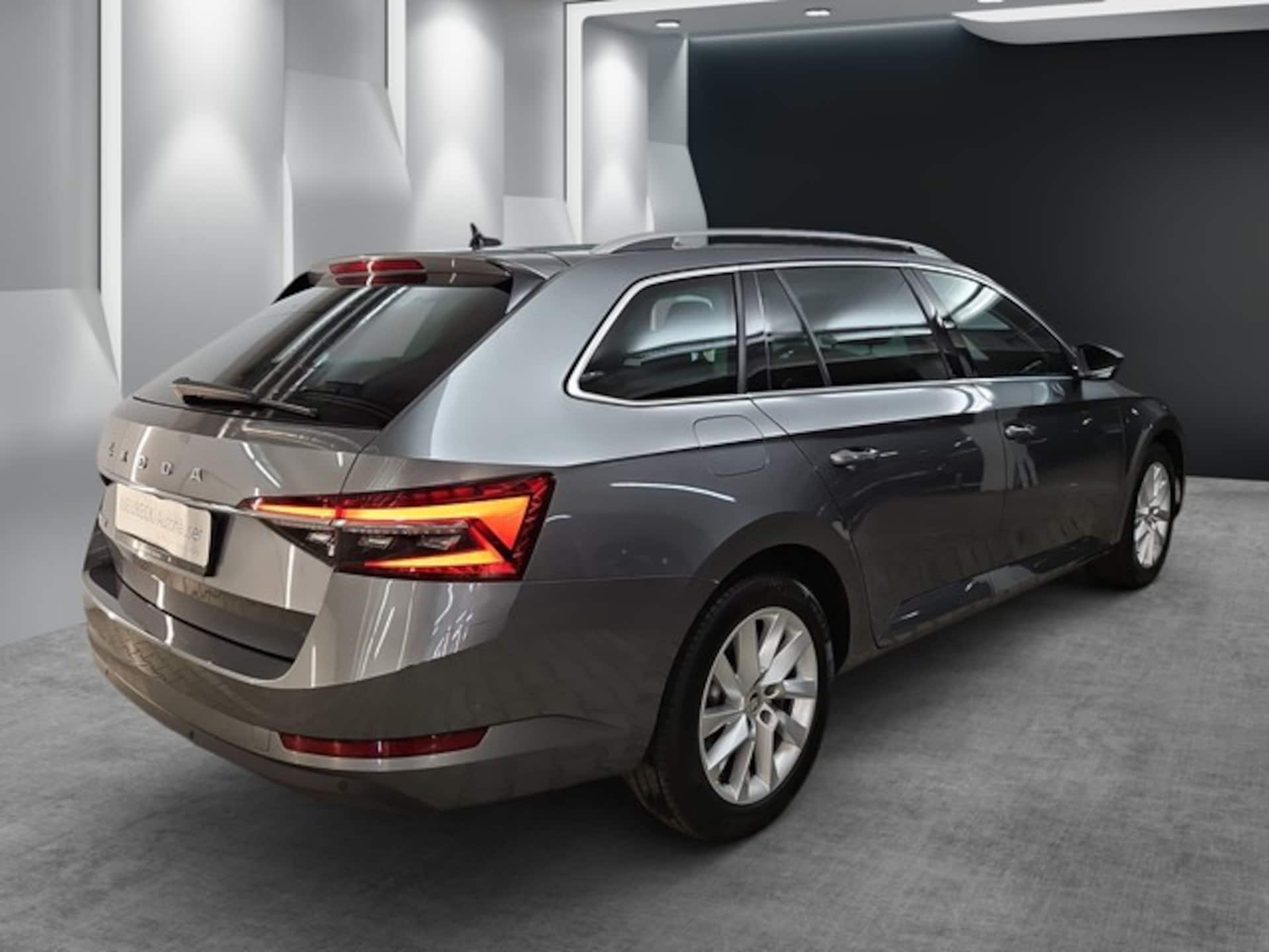 Skoda Superb Combi Style
