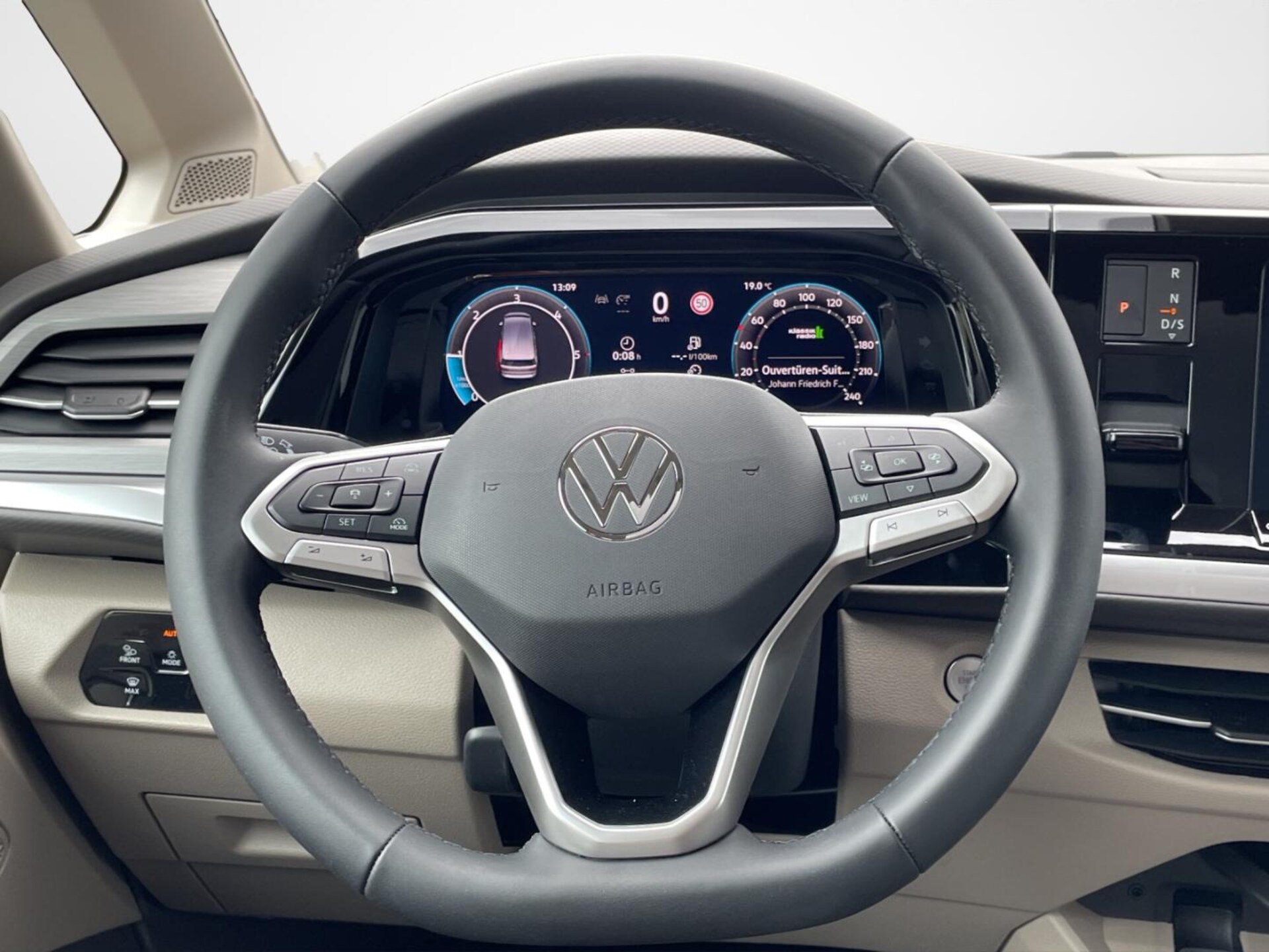 Volkswagen Multivan Life