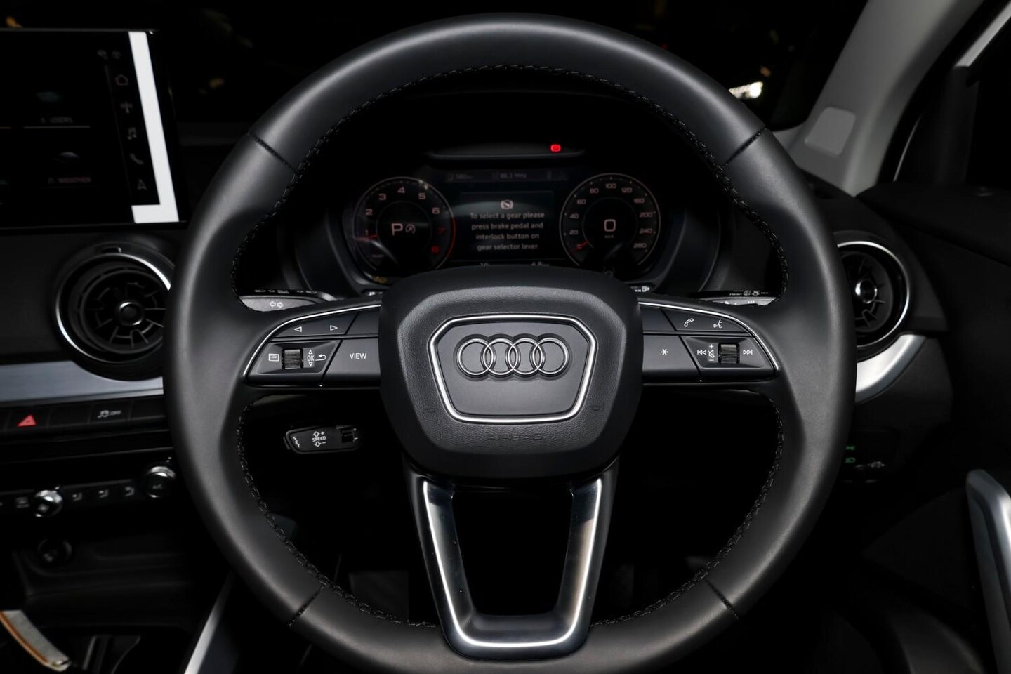 Image about Audi Q2 35 TFSI S tronic