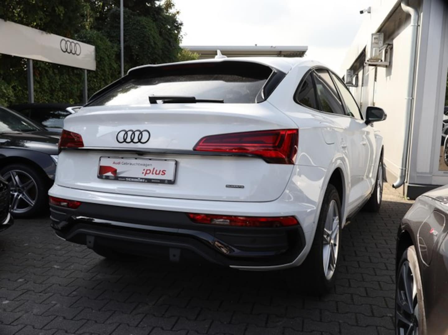 Bild über Audi Q5 Sportback 40 TFSI quattro S tronic - für weitere Informationen kontaktieren Sie den Audi Partner