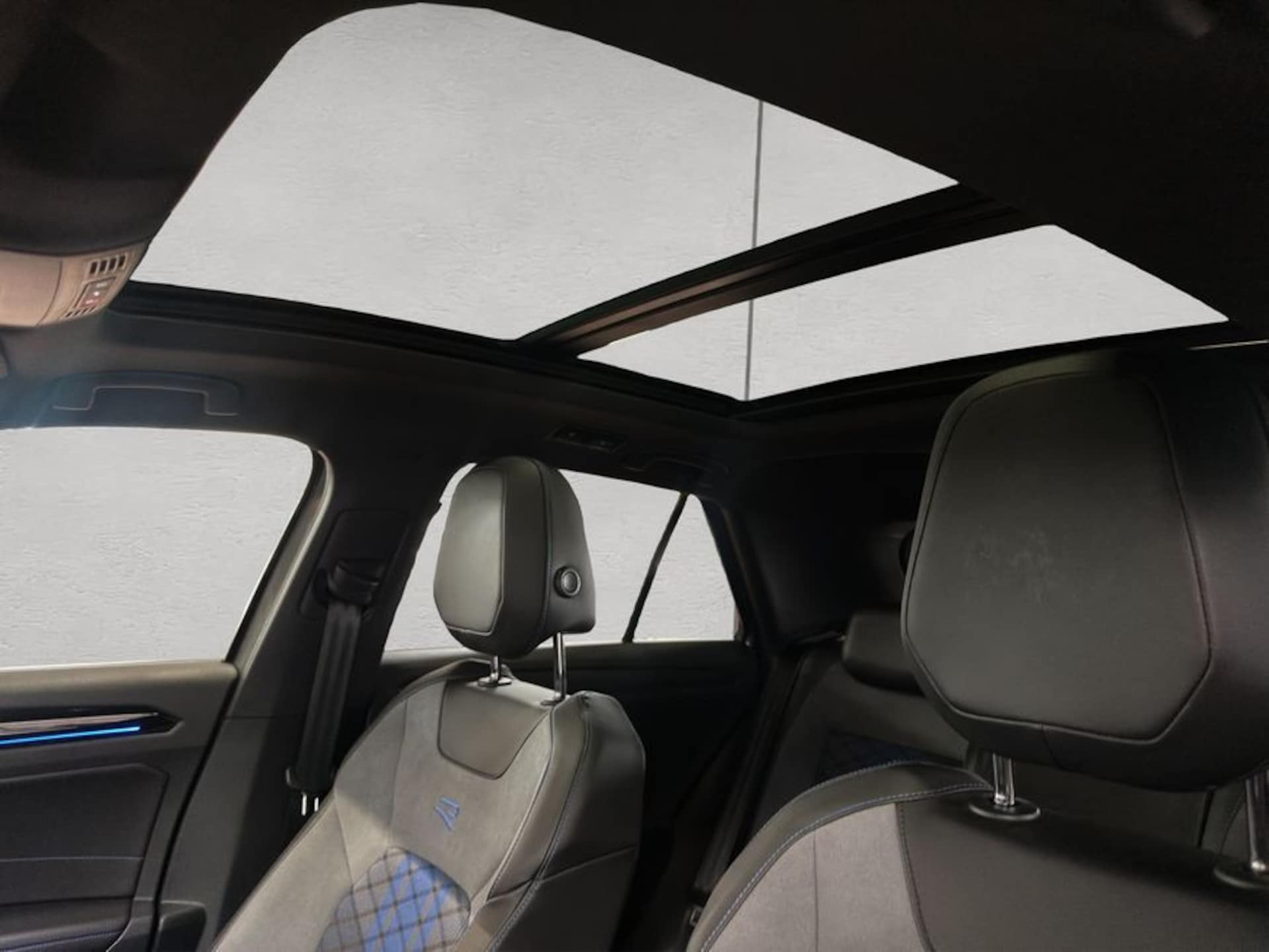 Volkswagen T-Roc R
