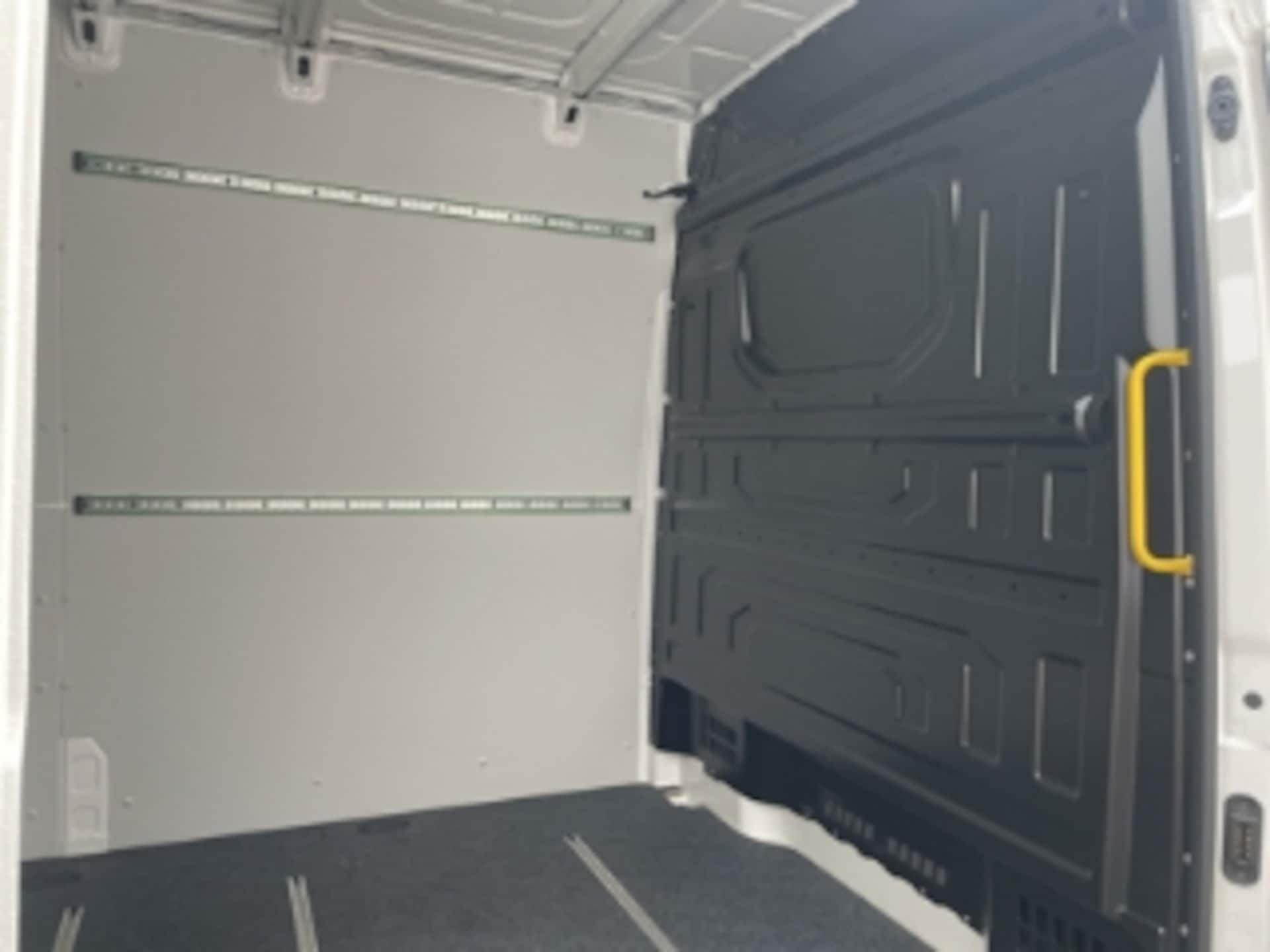 Volkswagen Crafter Kasten mittlerer Radstand