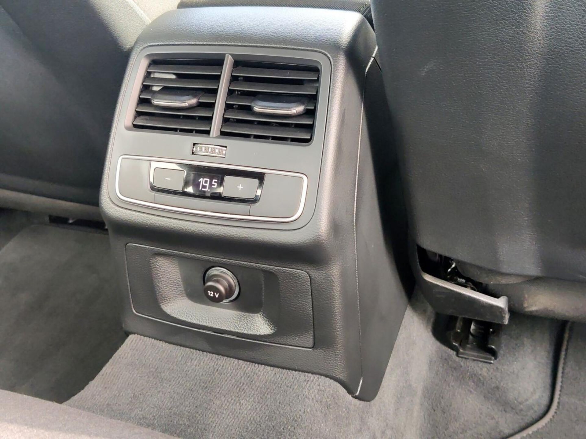 Audi A4 Limousine Advanced