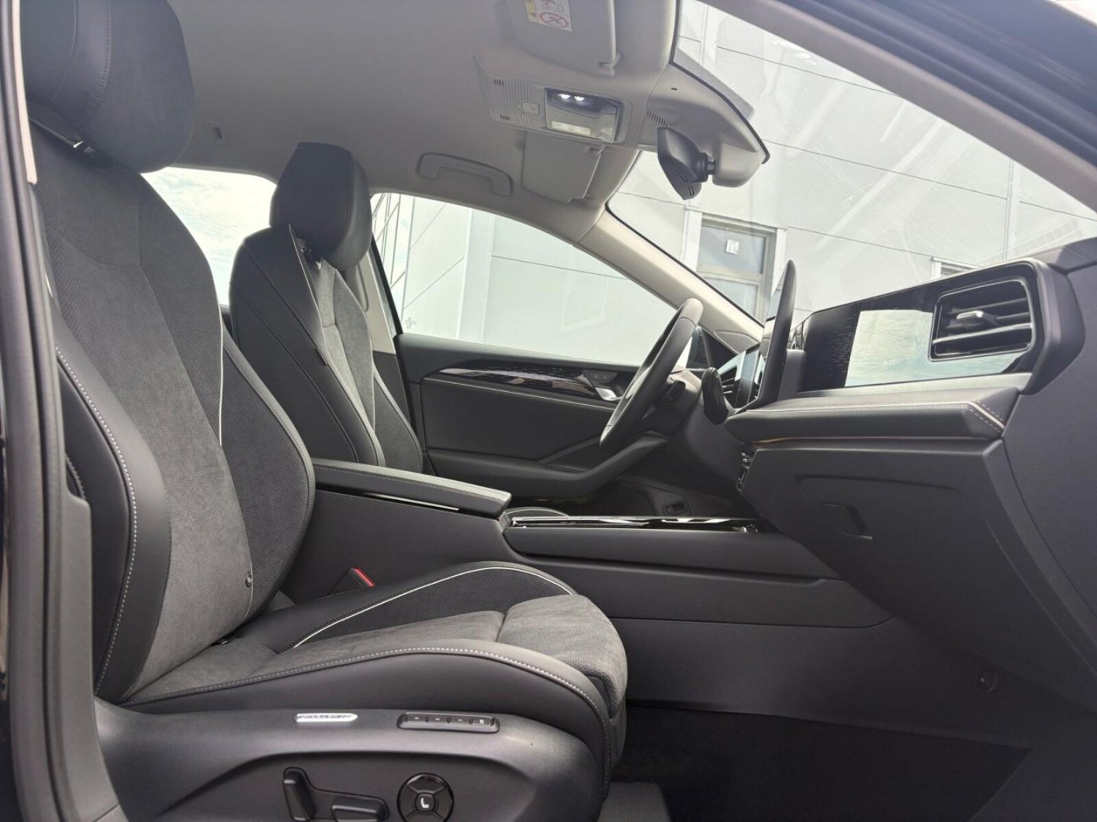 Volkswagen Passat – Bild 9