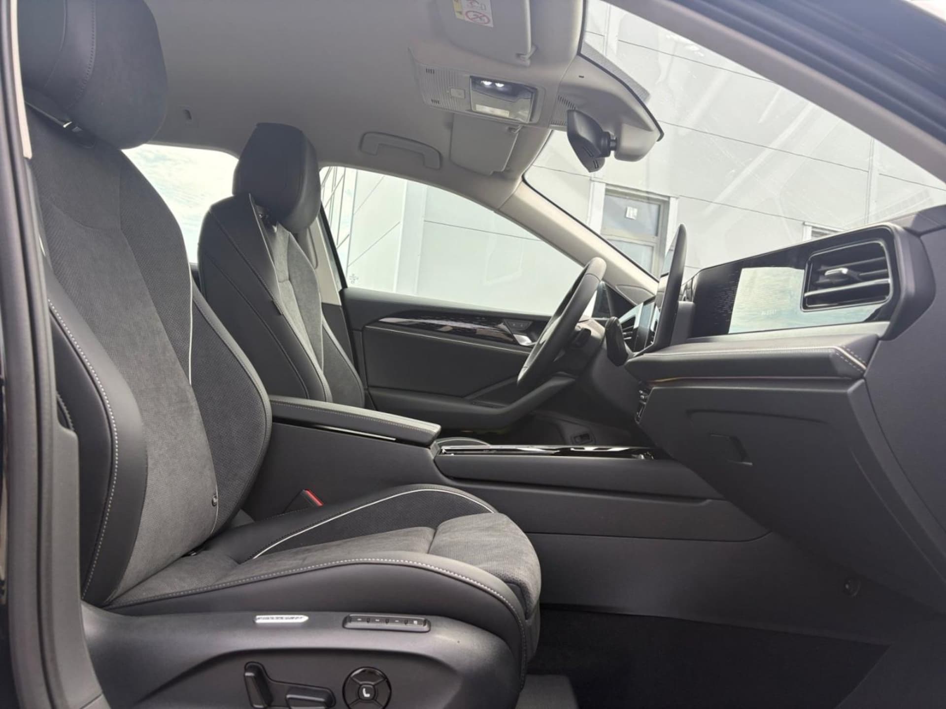 Volkswagen Passat Elegance