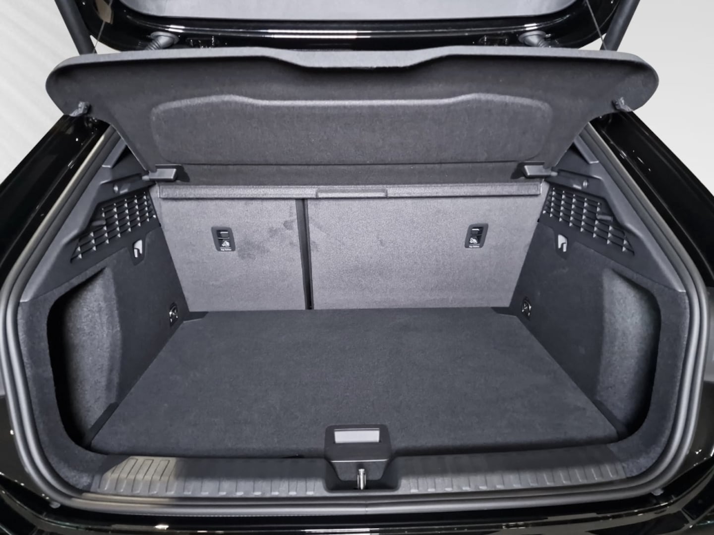 Bild über Audi A3 Sportback TFSI 110 kW S tronic - für weitere Informationen kontaktieren Sie den Audi Partner