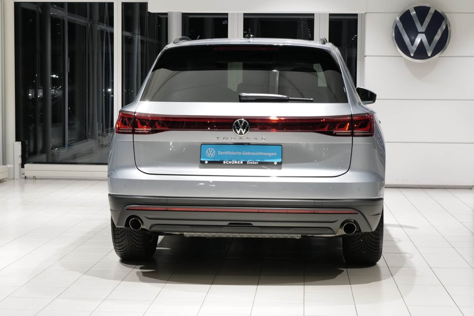 Volkswagen Touareg Basis-Modell
