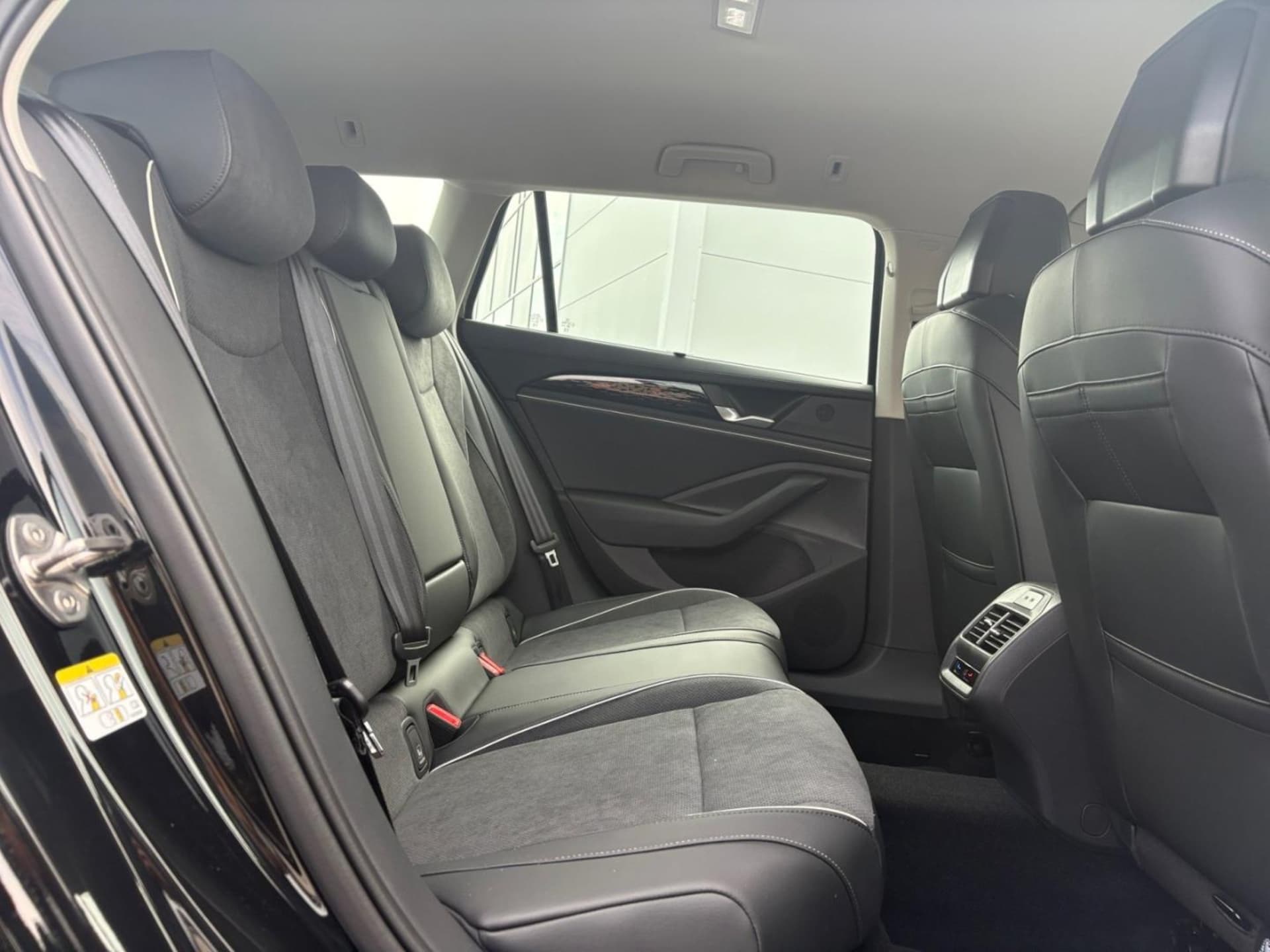 Volkswagen Passat Elegance