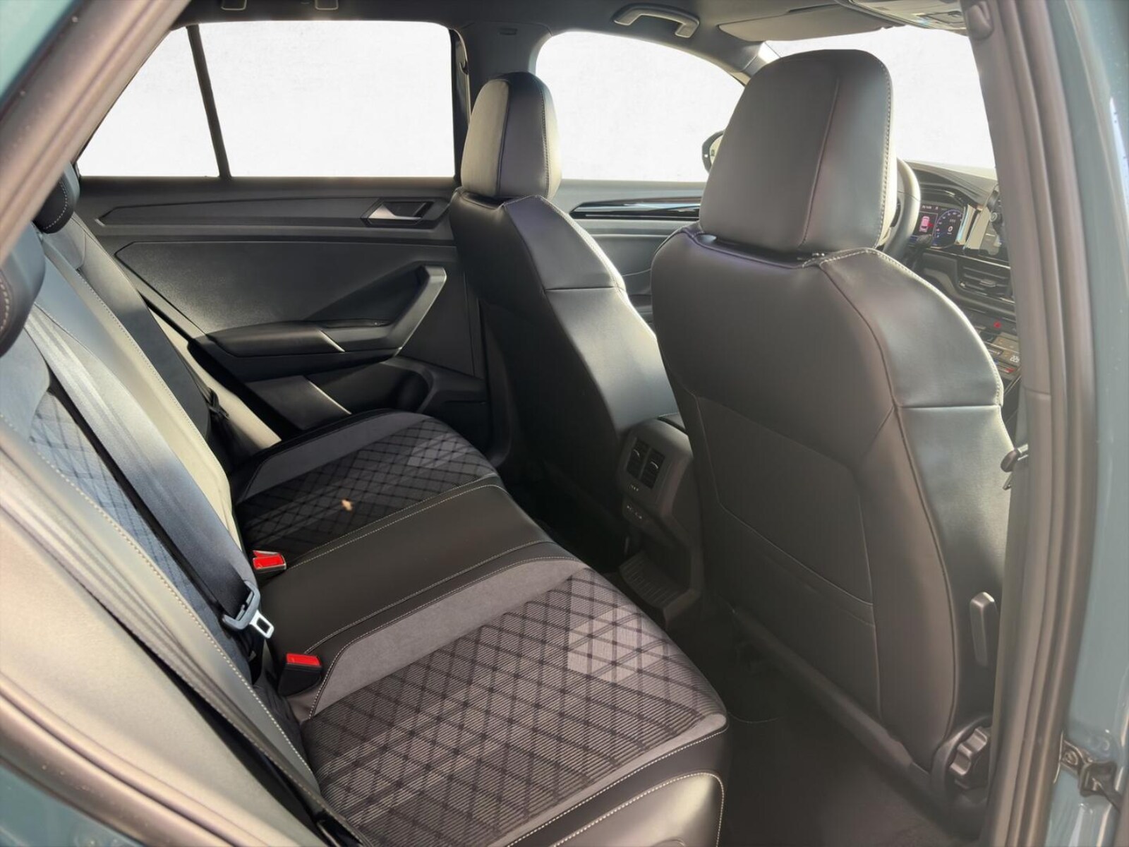 Volkswagen T-Roc – Bild 10