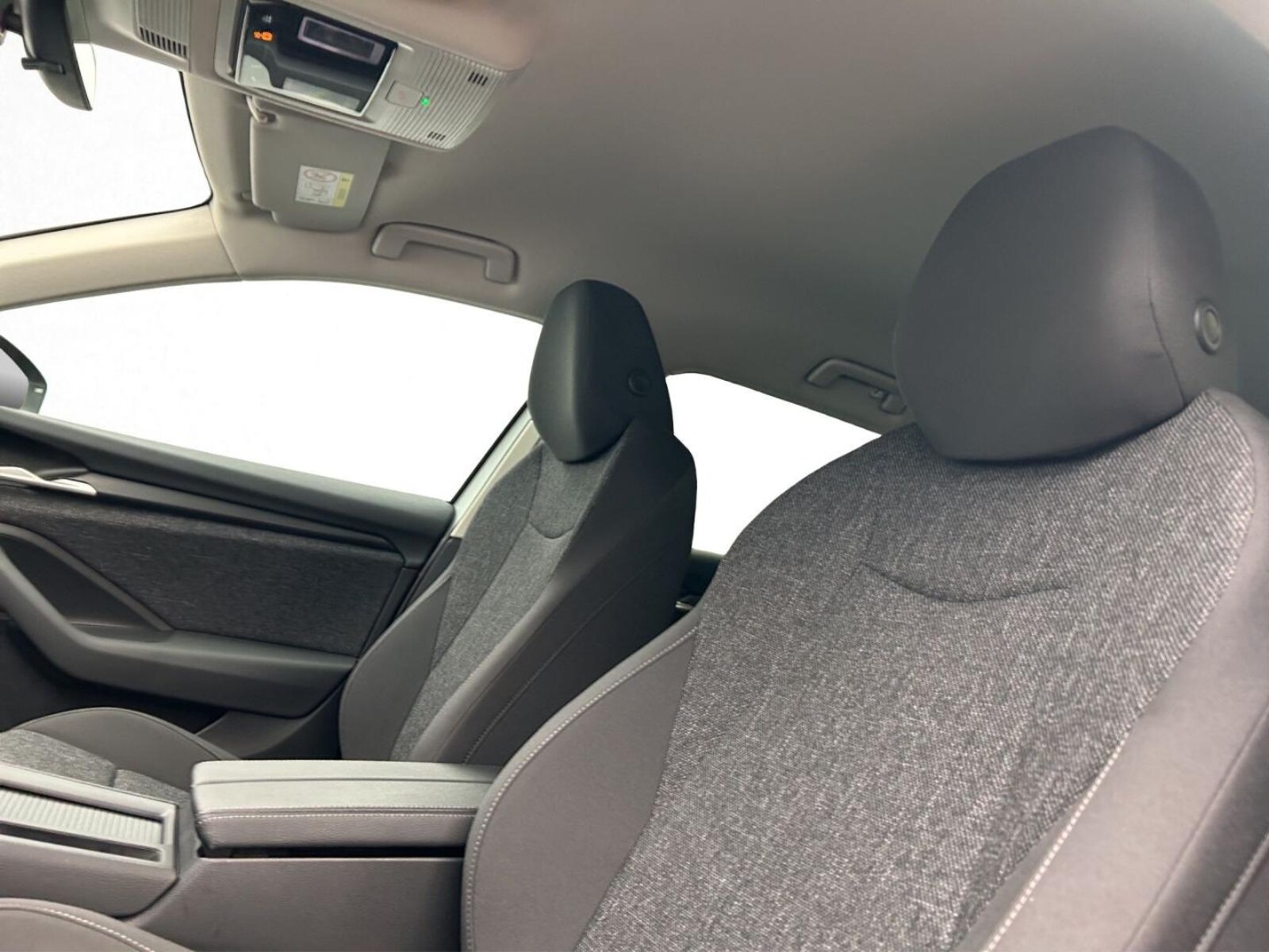 Škoda Superb Combi – Bild 11