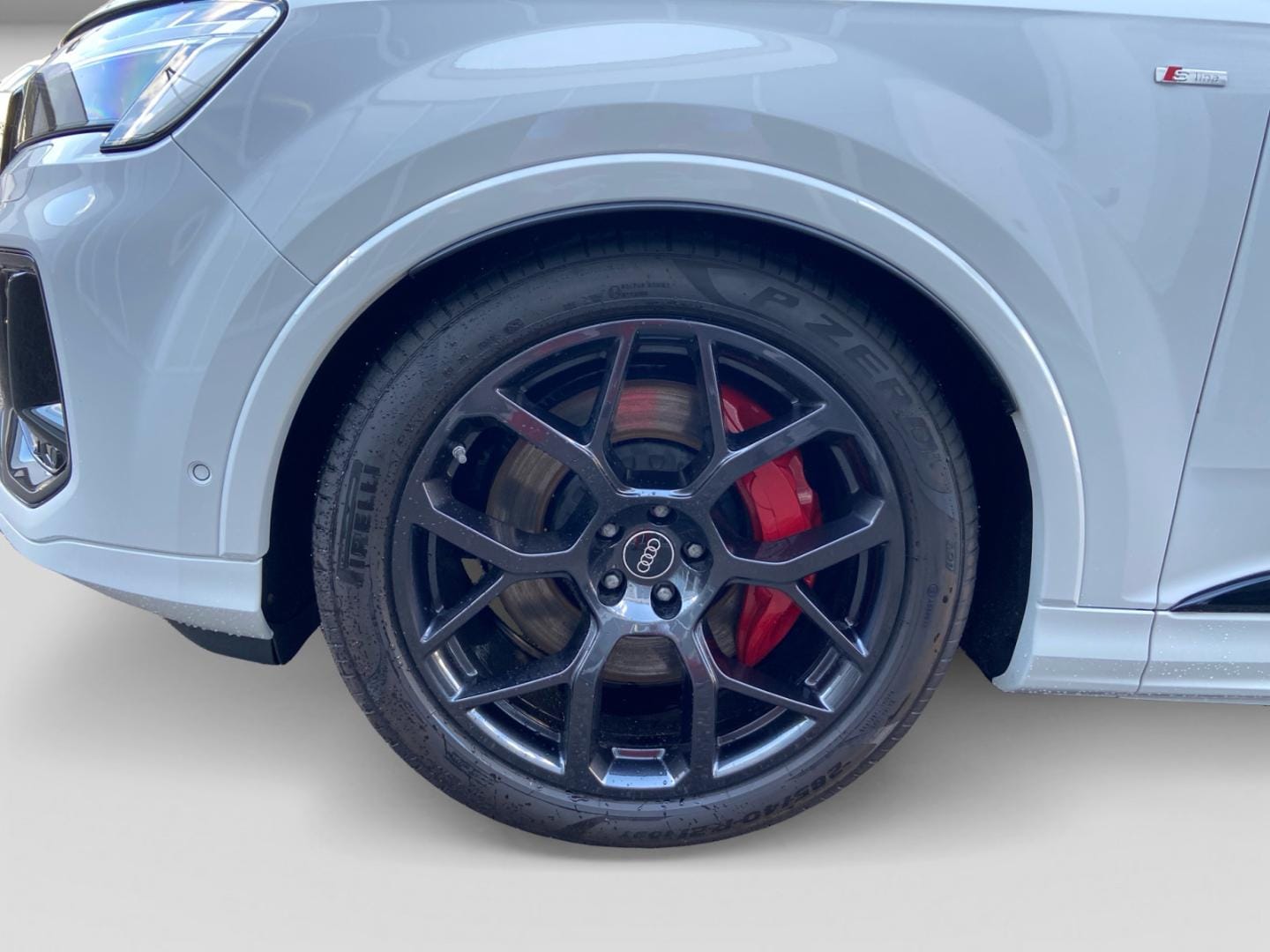 Bild über Audi Q7 SUV TFSI e S line 60 TFSI e quattro tiptronic - für weitere Informationen kontaktieren Sie den Audi Partner