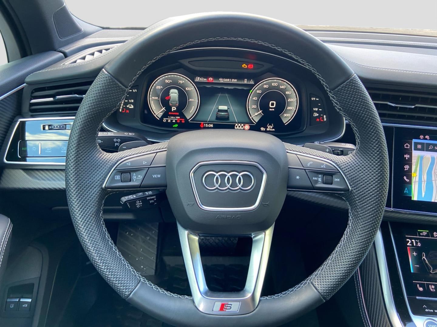Bild über Audi Q7 SUV TFSI e S line 60 TFSI e quattro tiptronic - für weitere Informationen kontaktieren Sie den Audi Partner