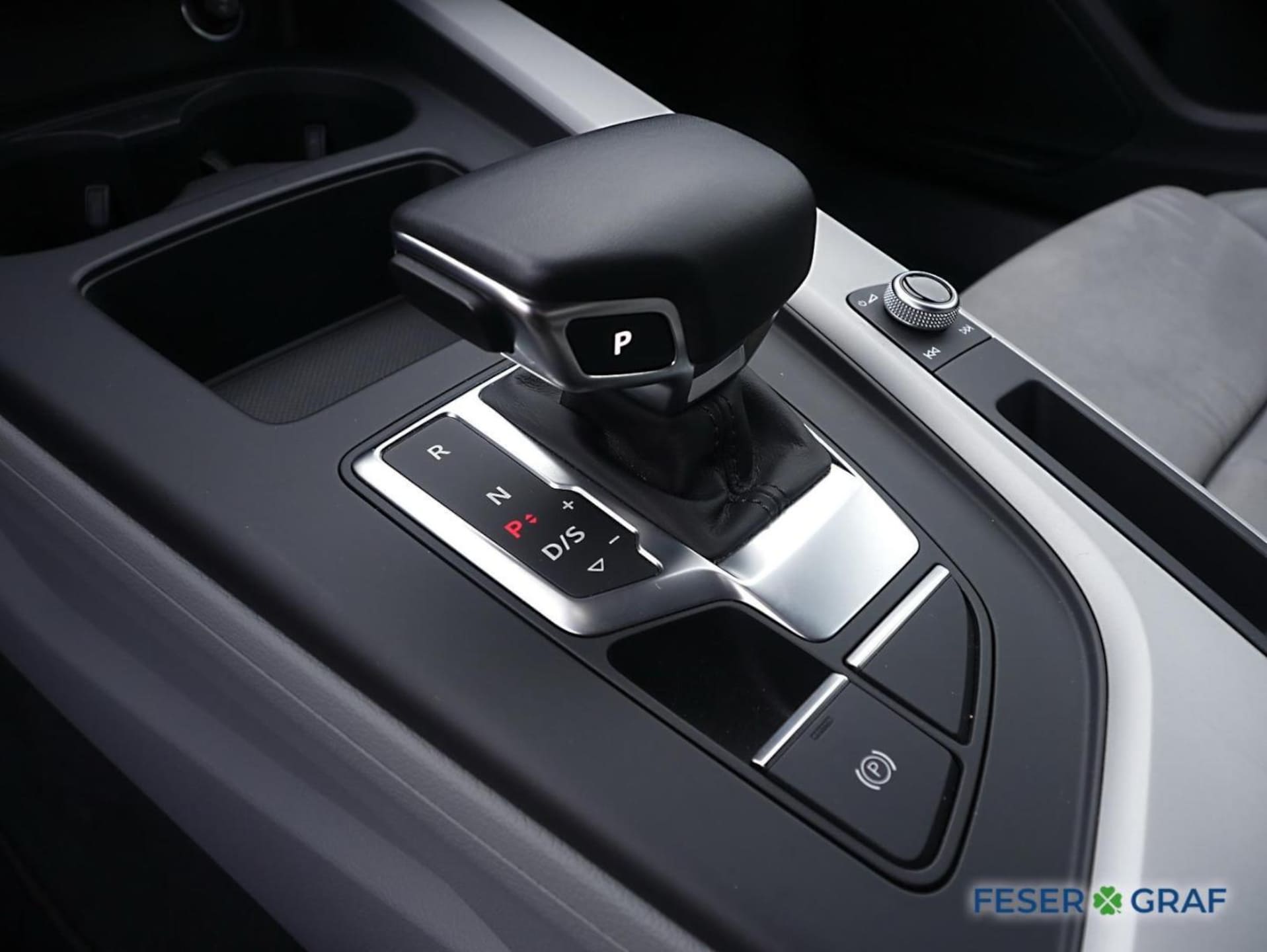 Audi A4 Limousine S line