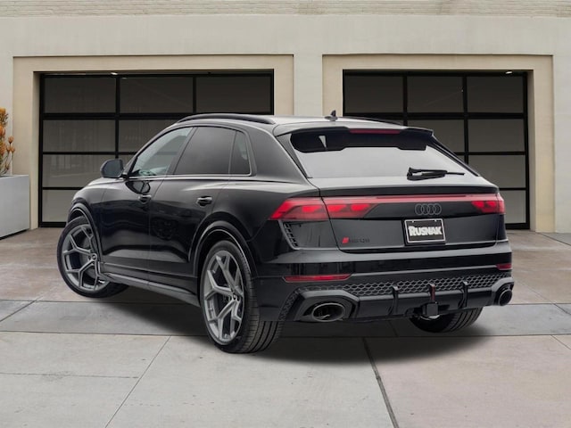 2026 Audi RS Q8 SUV performance