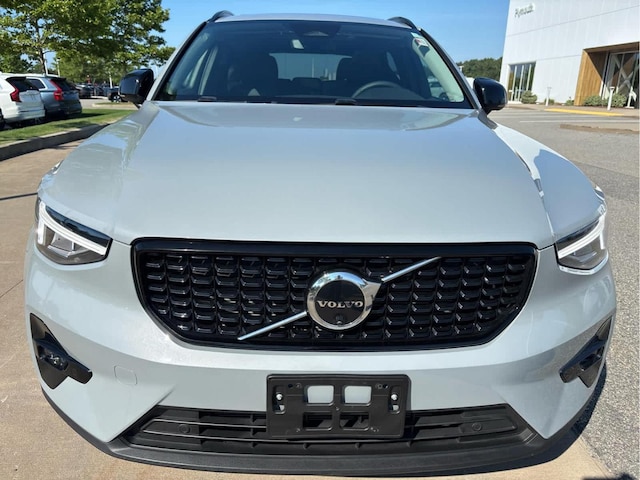 2024 Volvo XC40