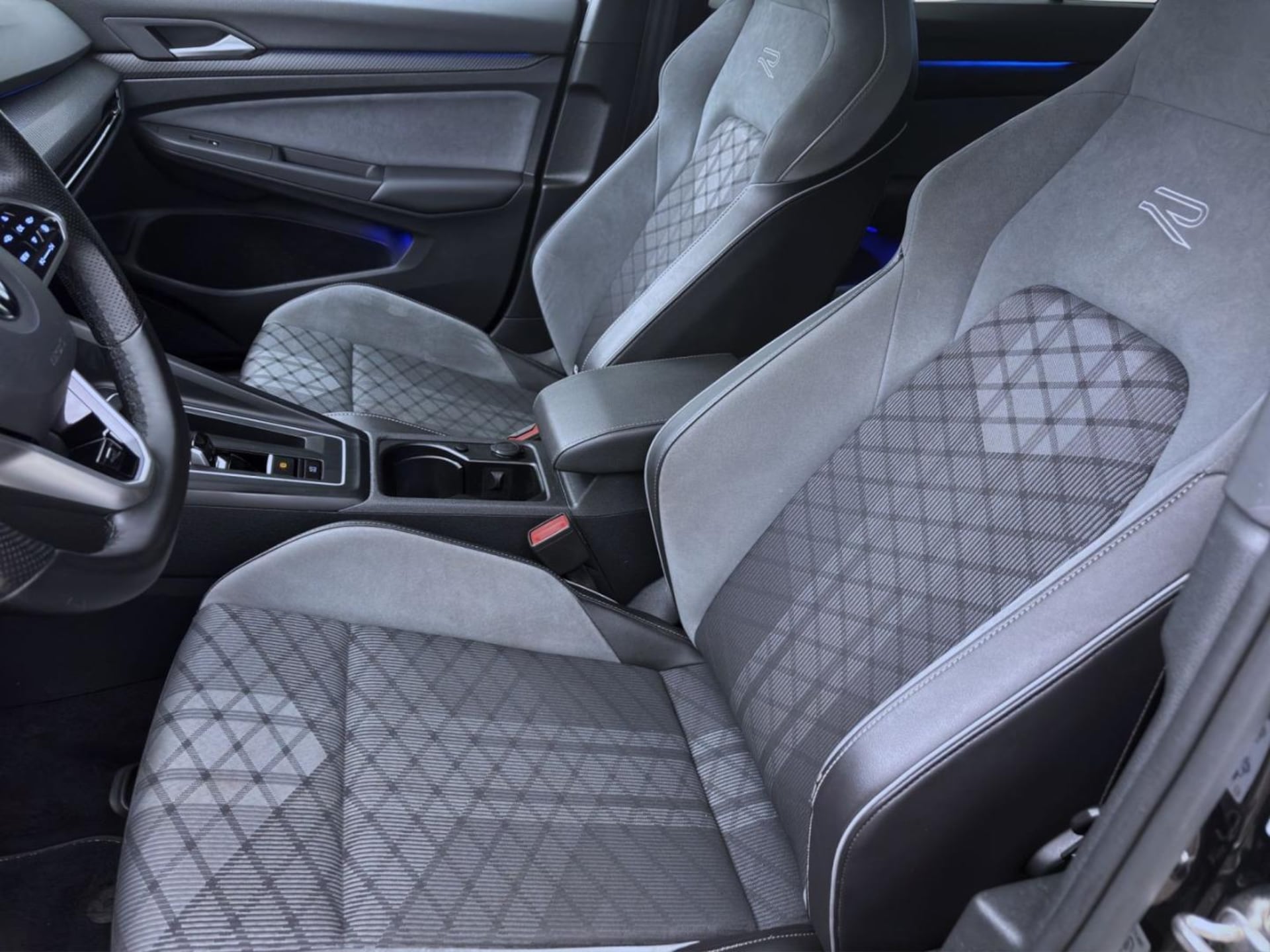 Volkswagen Golf Variant R-Line