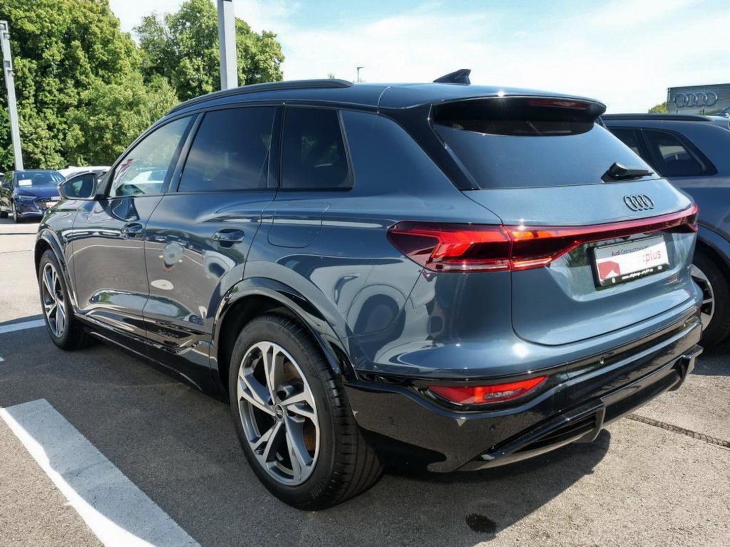 Bild über Audi Q6 SUV e-tron e-tron quattro - für weitere Informationen kontaktieren Sie den Audi Partner