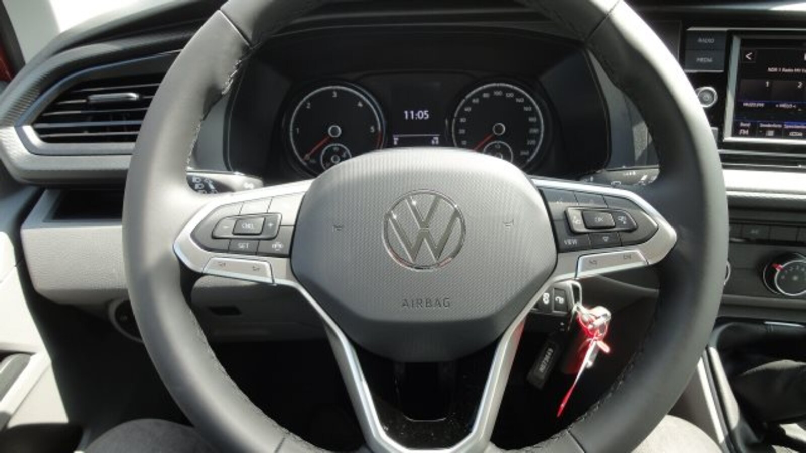 Volkswagen T6.1 Transporter Kasten langer Radstand – Bild 11