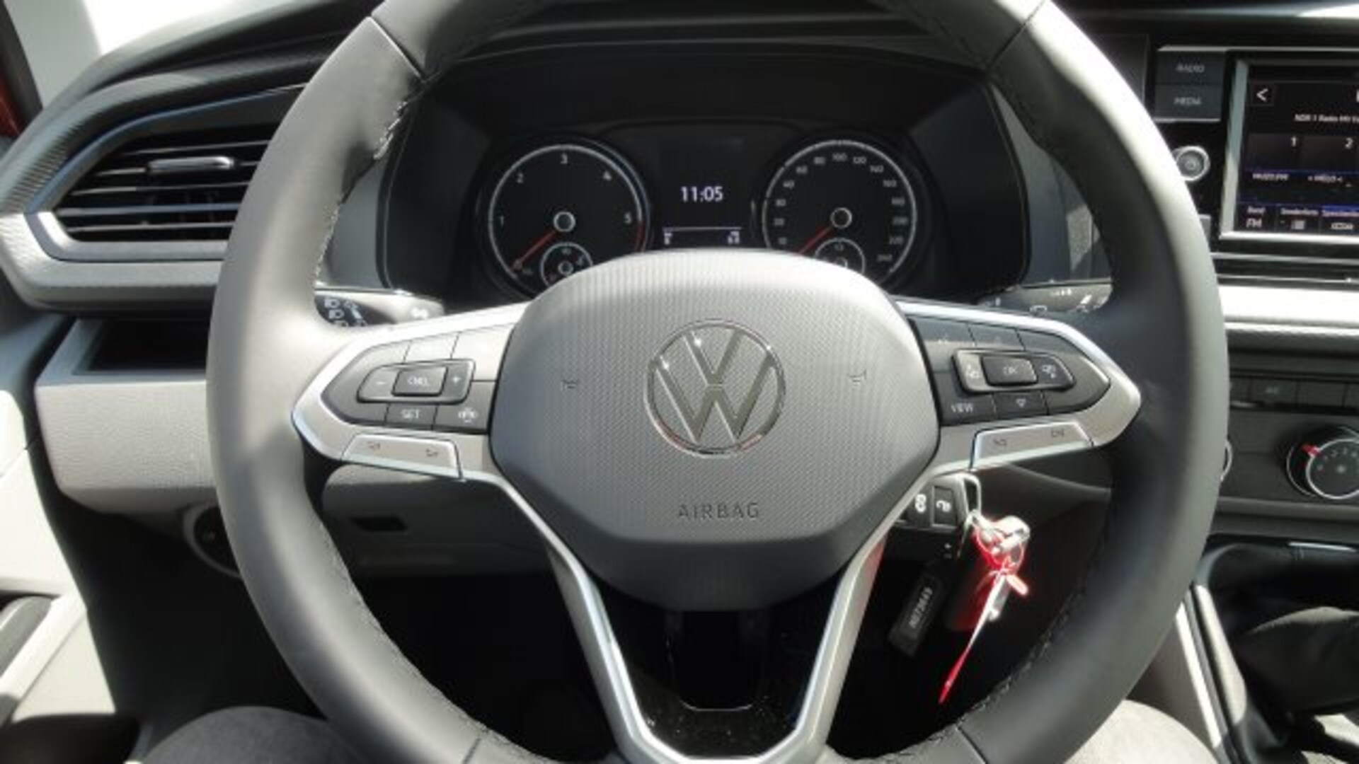 Volkswagen T6.1 Transporter Kasten langer Radstand