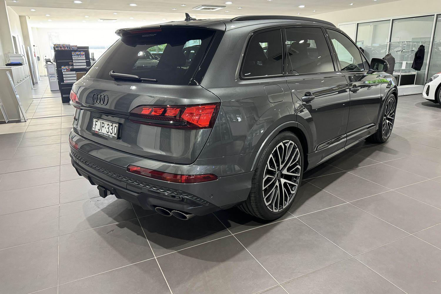 Image about Audi SQ7 SQ7 SUV TFSI 373 kW tiptronic