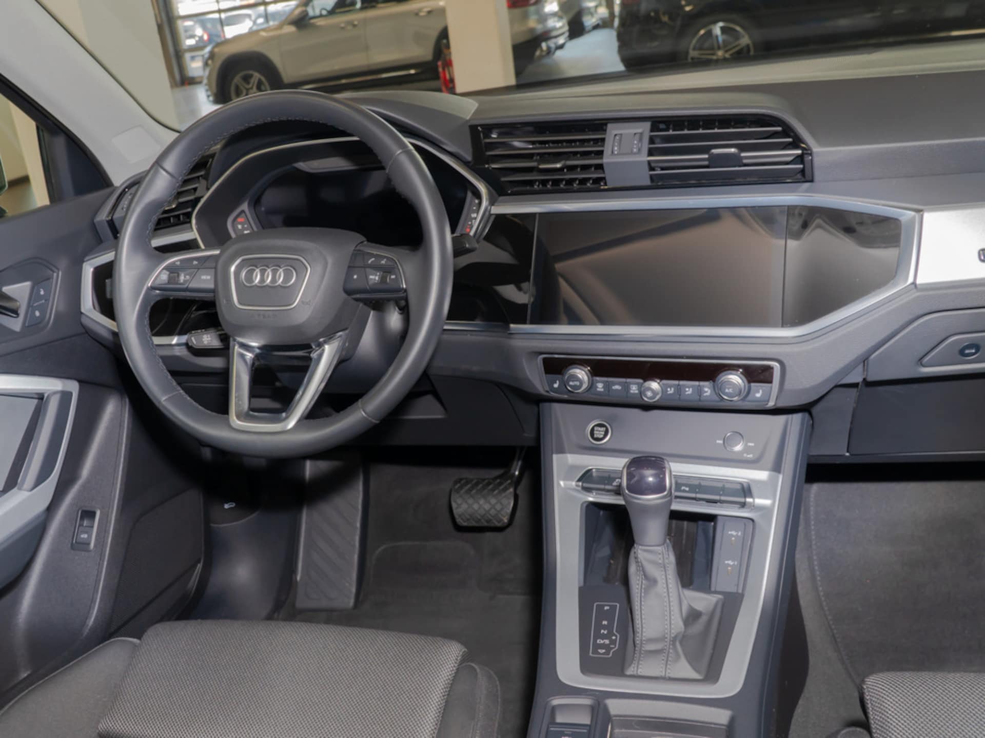 Audi Q3 SUV S line