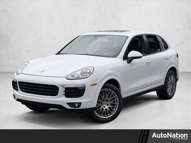 2017 Porsche Cayenne Platinum Edition