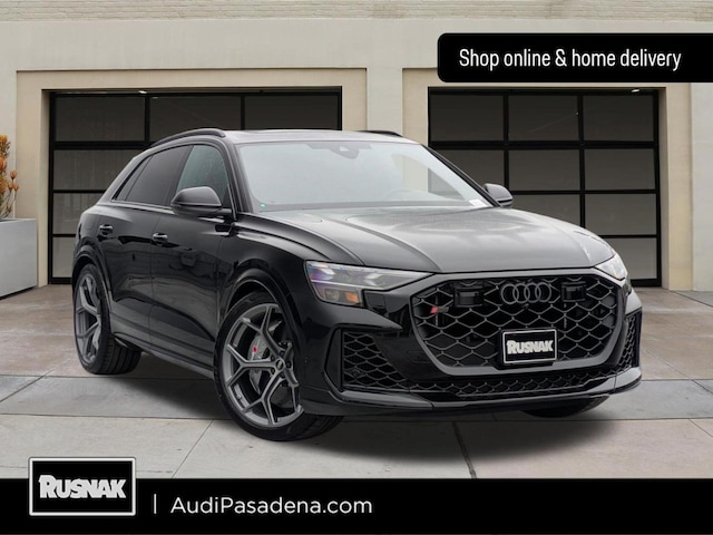 2026 Audi RS Q8 SUV performance