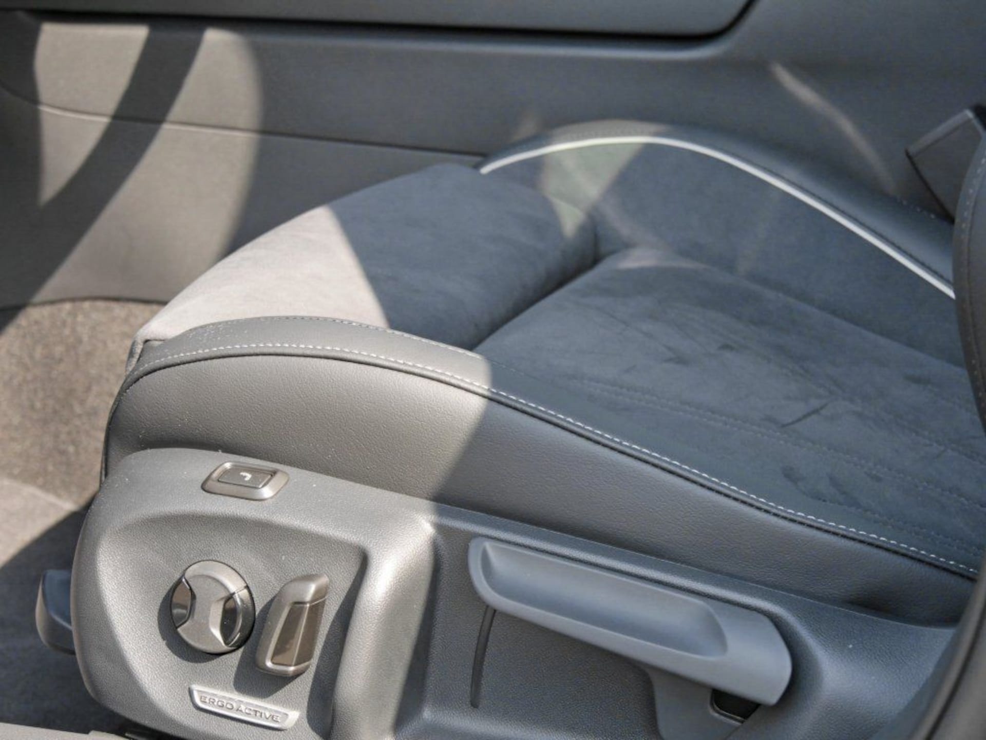 Volkswagen Passat Elegance