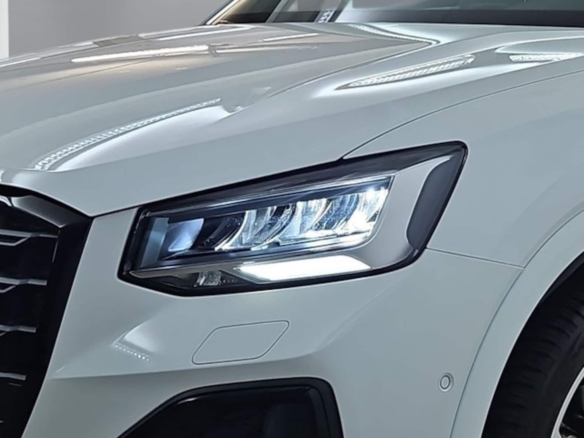 Audi Q2 S line