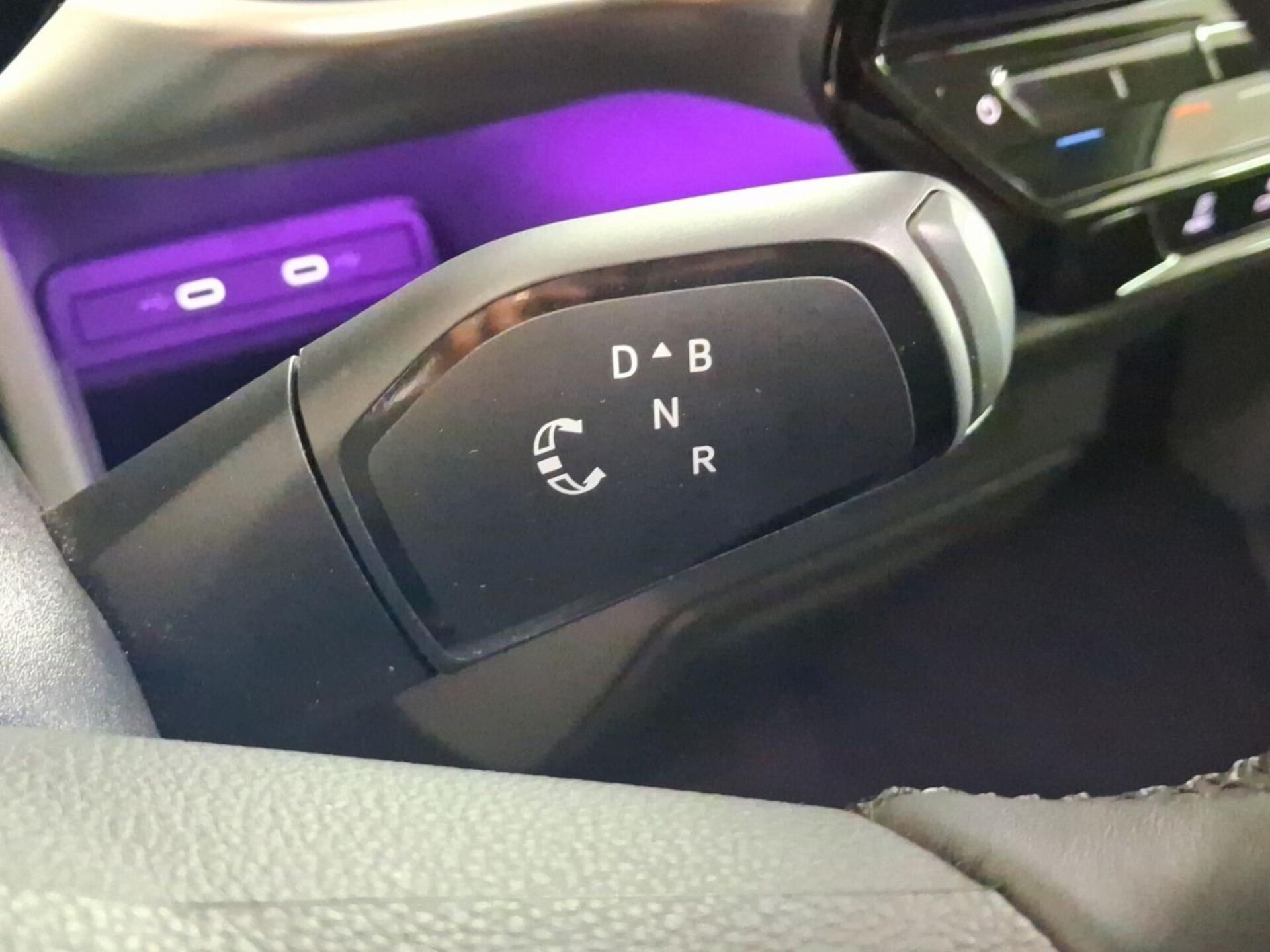 Volkswagen ID. Buzz Pro