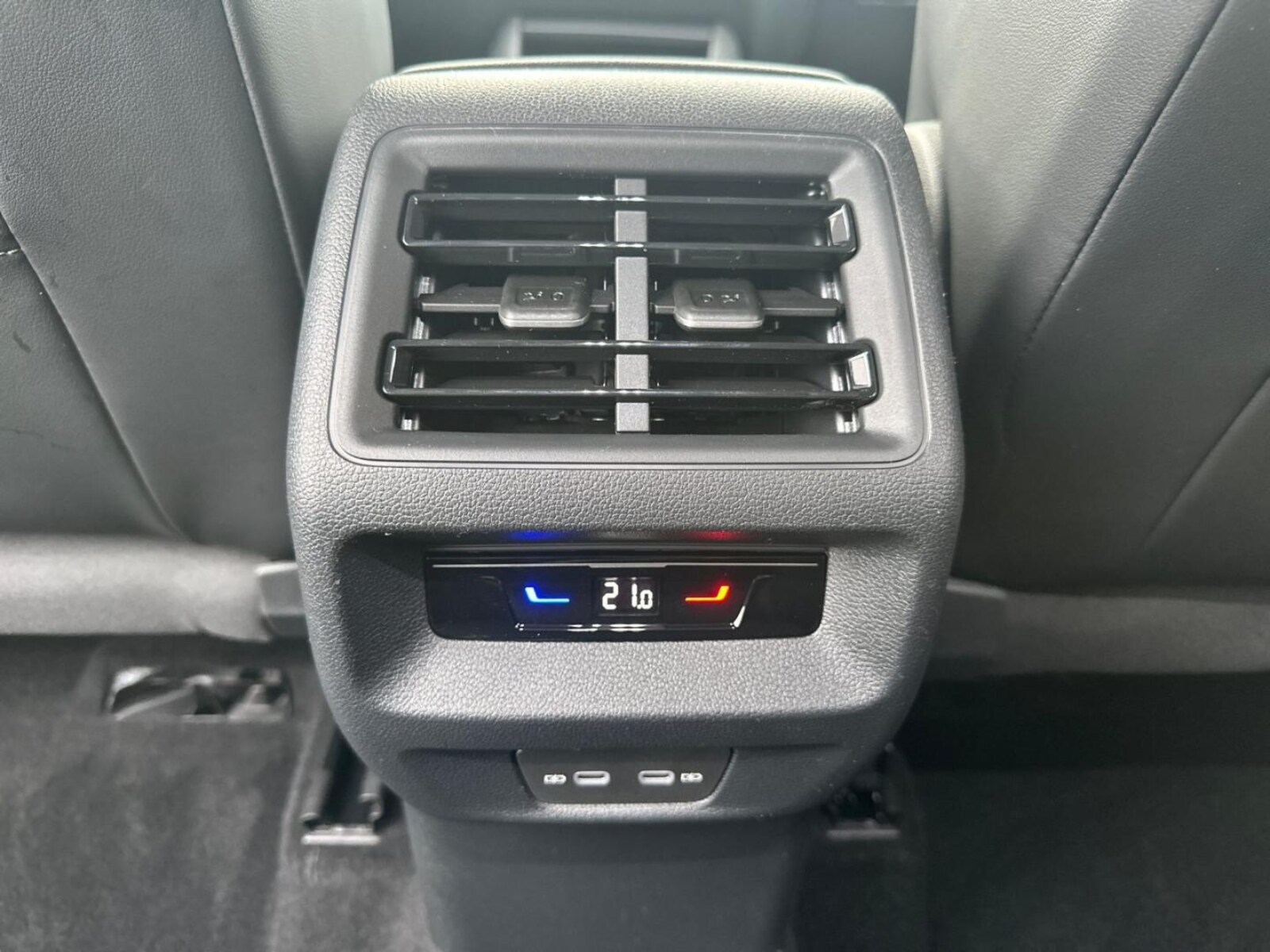 Volkswagen Tiguan – Bild 17