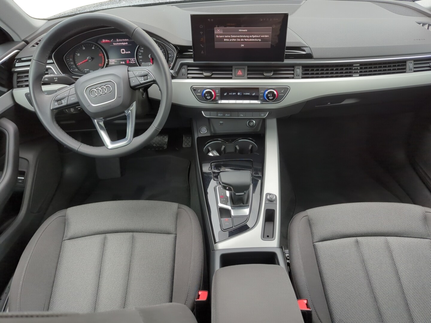 Image about Audi A4 Avant 30 TDI S tronic